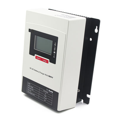 Goede prijs 12Vdc DC DC-autobatterijoplader 30A met MPPT-zonnecontroller IP32-beschermingsgraad online