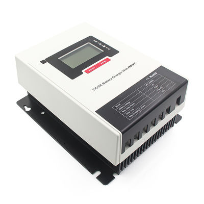 Goede prijs 50A Smart DC DC Charger Met 12/24Vdc Starter Battery Spanning 700W PV Input Power online