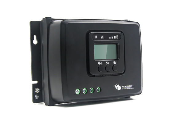 Compact ontwerp 100V maximale ingangsspanning 98% hoog conversie-efficiëntie RV MPPT laadregelaar voor zonne-energie